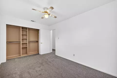 Bedroom - 4141 Walnut Ave, Carmichael, CA 95608 photo 5 of 7