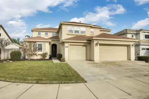 Exterior - 565 Bodeson Ct, Ripon, CA 95366 photo 5 of 16