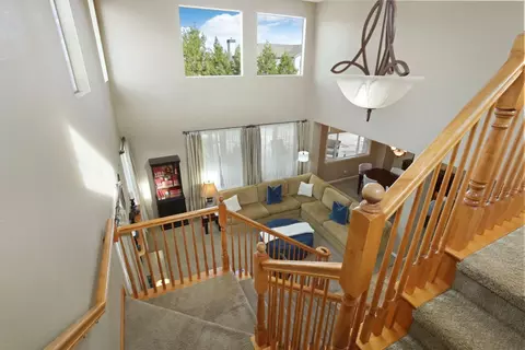 Entry Way - 565 Bodeson Ct, Ripon, CA 95366 photo 8 of 8