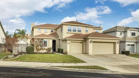 Exterior - 565 Bodeson Ct, Ripon, CA 95366 photo 4 of 16