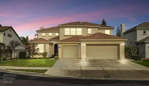 Exterior - 565 Bodeson Ct, Ripon, CA 95366 photo 3 of 16