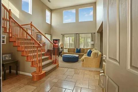 Entry Way - 565 Bodeson Ct, Ripon, CA 95366 photo 1 of 8
