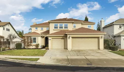 Exterior - 565 Bodeson Ct, Ripon, CA 95366 photo 2 of 16