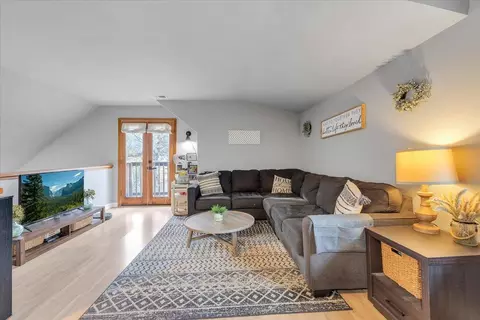 Living - 4833 Pueblo Trl, Copperopolis, CA 95228 photo 5 of 5