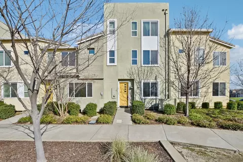3237 Bridgeway Dr, Rancho Cordova, CA 95670