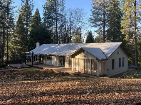 75 Sandy Gulch Ln, West Point, CA 95255