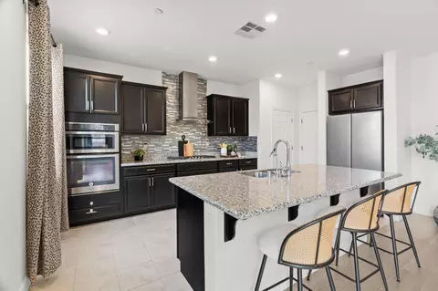 Kitchen - 607 Mono St, Manteca, CA 95337 photo 1 of 6