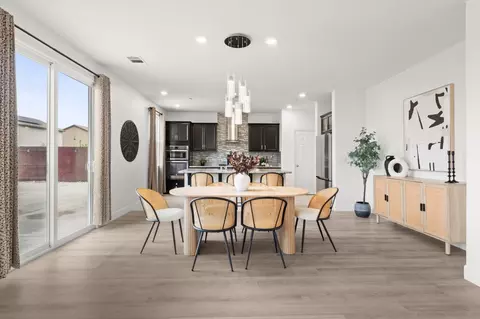 Dining - 607 Mono St, Manteca, CA 95337 photo 1 of 5