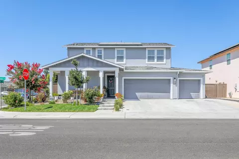 Exterior - 650 Nathaniel Ave, Galt, CA 95632 photo 3 of 12