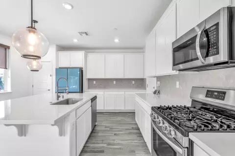 Kitchen - 650 Nathaniel Ave, Galt, CA 95632 photo 2 of 3