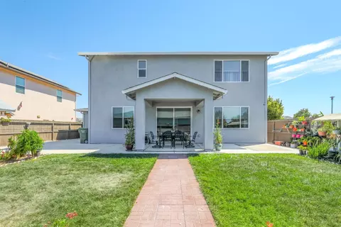 Exterior - 650 Nathaniel Ave, Galt, CA 95632 photo 10 of 12
