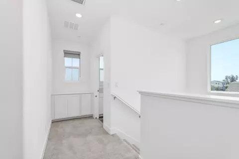 Entry Way - 650 Nathaniel Ave, Galt, CA 95632 photo 6 of 9