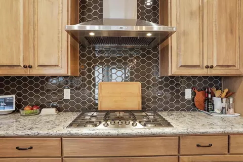 Kitchen - 23346 S Frederick Rd, Ripon, CA 95366 photo 6 of 7
