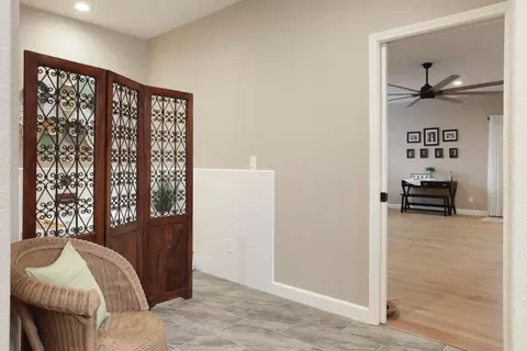 Entry Way - 23346 S Frederick Rd, Ripon, CA 95366 photo 10 of 11
