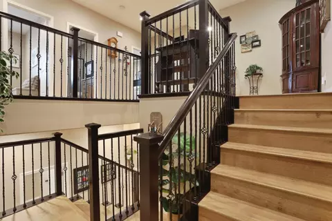 Entry Way - 23346 S Frederick Rd, Ripon, CA 95366 photo 6 of 11