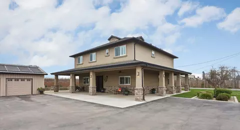 Exterior - 23346 S Frederick Rd, Ripon, CA 95366 photo 2 of 25