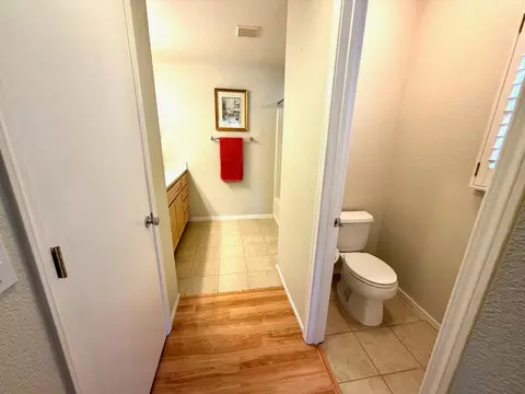 Entry Way - 2385 Roualt St, Davis, CA 95618 photo 4 of 4