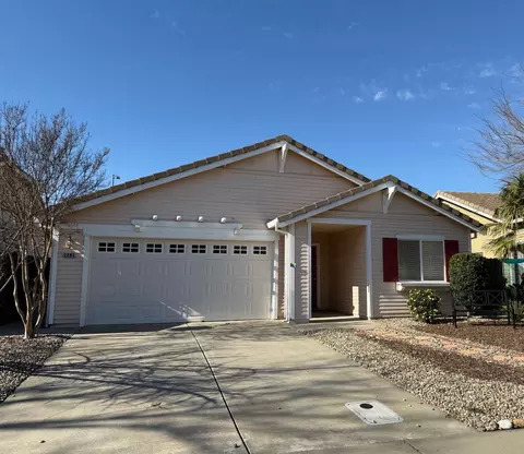 2385 Roualt St, Davis, CA 95618