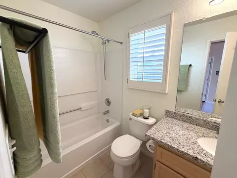Bath - 2385 Roualt St, Davis, CA 95618 photo 1 of 5