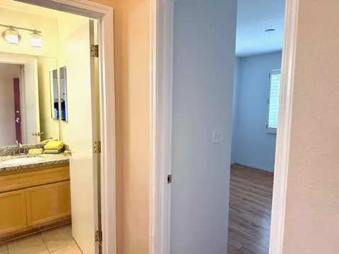 Entry Way - 2385 Roualt St, Davis, CA 95618 photo 2 of 4