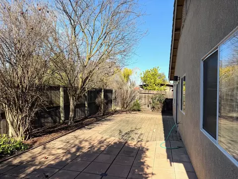 Exterior - 2385 Roualt St, Davis, CA 95618 photo 2 of 4