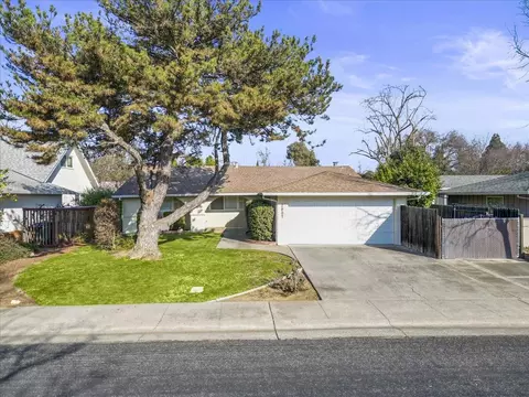 Exterior - 2807 Layton Dr, Davis, CA 95618 photo 3 of 7