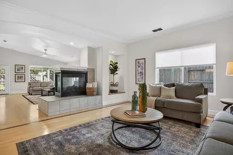 Living - 2115 Bearden St, Davis, CA 95618 photo 3 of 9