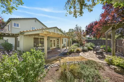 Exterior - 2115 Bearden St, Davis, CA 95618 photo 6 of 16