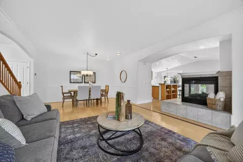 Living - 2115 Bearden St, Davis, CA 95618 photo 2 of 9
