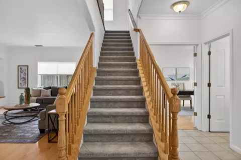 Entry Way - 2115 Bearden St, Davis, CA 95618 photo 4 of 5