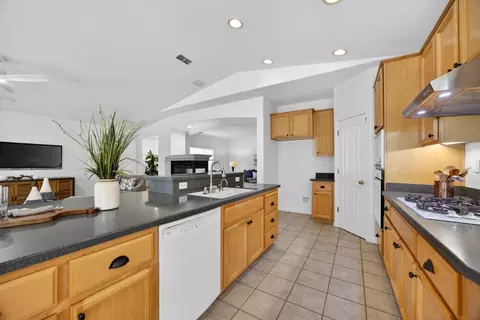 Kitchen - 2115 Bearden St, Davis, CA 95618 photo 5 of 8