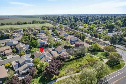 View/Area - 2115 Bearden St, Davis, CA 95618 photo 6 of 7