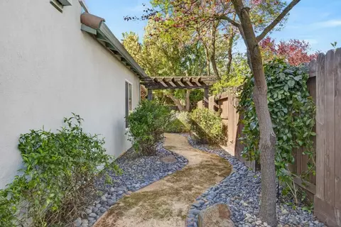 Exterior - 2115 Bearden St, Davis, CA 95618 photo 11 of 16