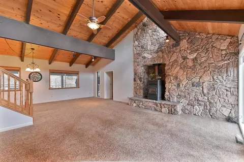 Living - 24214 N Oxbow Ln, Sonora, CA 95370 photo 3 of 7
