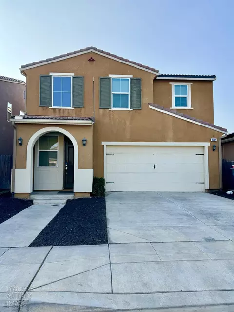 3364 Amanecer Ave, Clovis, CA 93619