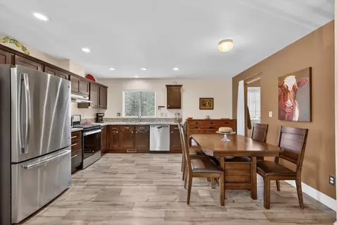 12114 Wolf Rd, Grass Valley, CA 95949 photo 13