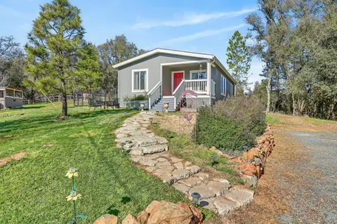 12114 Wolf Rd, Grass Valley, CA 95949 photo 2