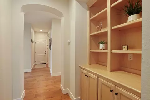 Entry Way - 538 New Haven Dr, Tracy, CA 95377 photo 5 of 5