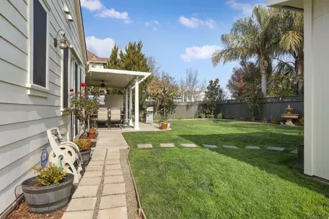 Exterior - 538 New Haven Dr, Tracy, CA 95377 photo 5 of 27