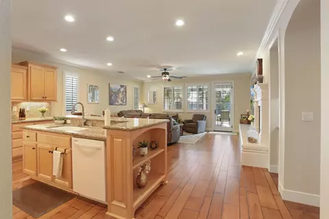 Kitchen - 538 New Haven Dr, Tracy, CA 95377 photo 8 of 8