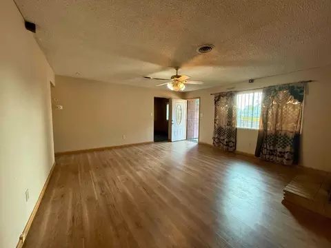 Living - 1123 Sutter, Modesto, CA 95351 photo 2 of 3