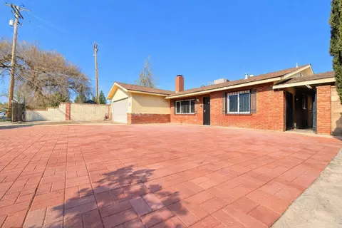 1123 Sutter, Modesto, CA 95351 photo 1