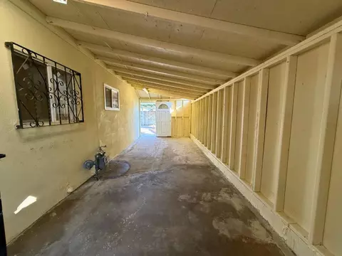 Entry Way - 1123 Sutter, Modesto, CA 95351 photo 1 of 1