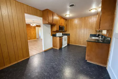 Kitchen - 1123 Sutter, Modesto, CA 95351 photo 1 of 2