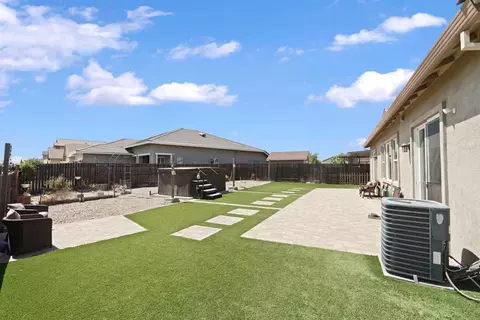 Exterior - 2013 Van Ruiten Dr, Lodi, CA 95242 photo 20 of 21