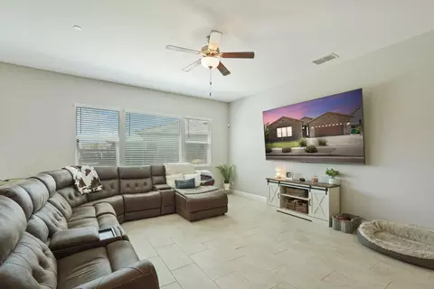 Entry Way - 2013 Van Ruiten Dr, Lodi, CA 95242 photo 6 of 6