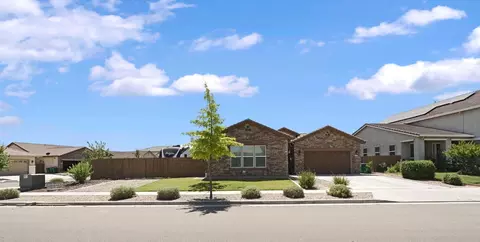 2013 Van Ruiten Dr, Lodi, CA 95242