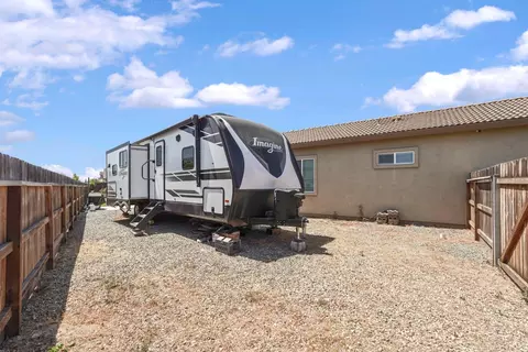 Exterior - 2013 Van Ruiten Dr, Lodi, CA 95242 photo 9 of 21