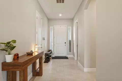 Entry Way - 2013 Van Ruiten Dr, Lodi, CA 95242 photo 1 of 6
