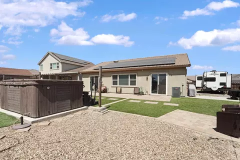 Exterior - 2013 Van Ruiten Dr, Lodi, CA 95242 photo 13 of 21
